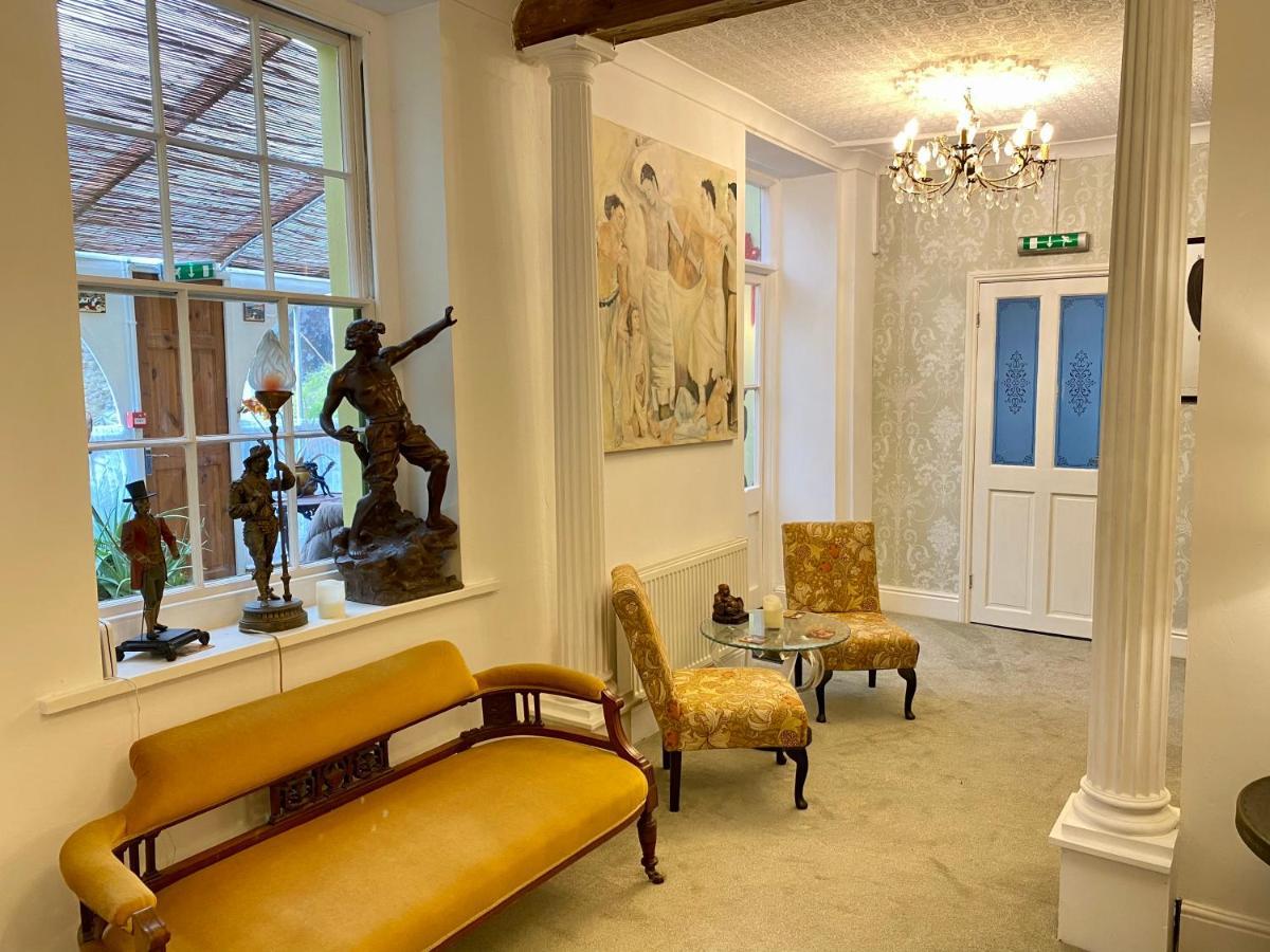 Lala Mundi Bed & Breakfast Brading ภายนอก รูปภาพ