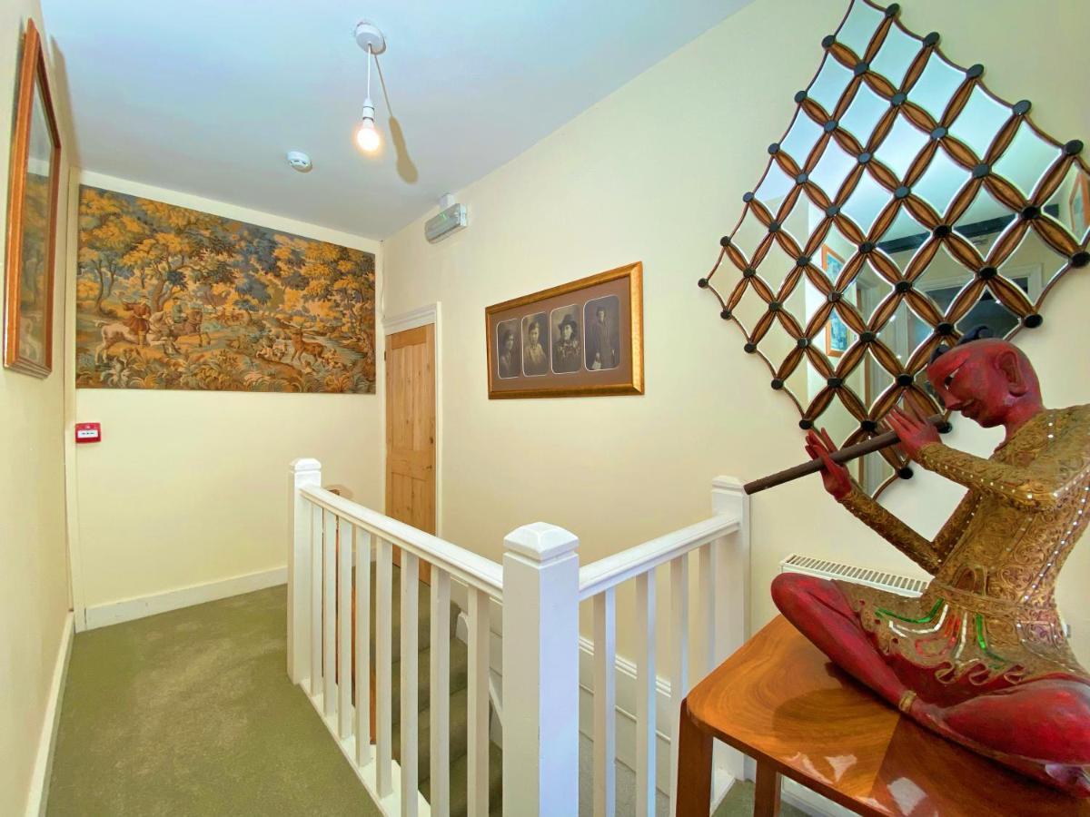 Lala Mundi Bed & Breakfast Brading ภายนอก รูปภาพ