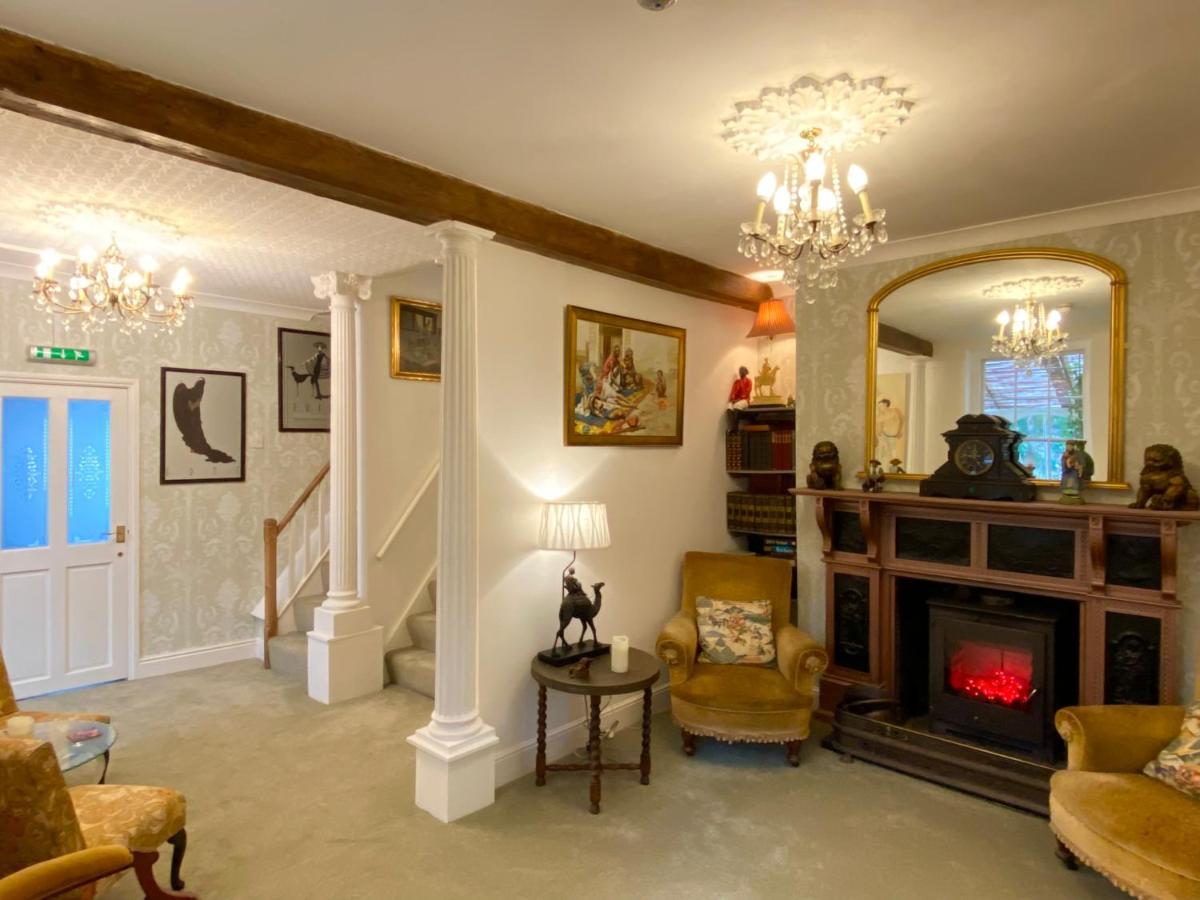 Lala Mundi Bed & Breakfast Brading ภายนอก รูปภาพ