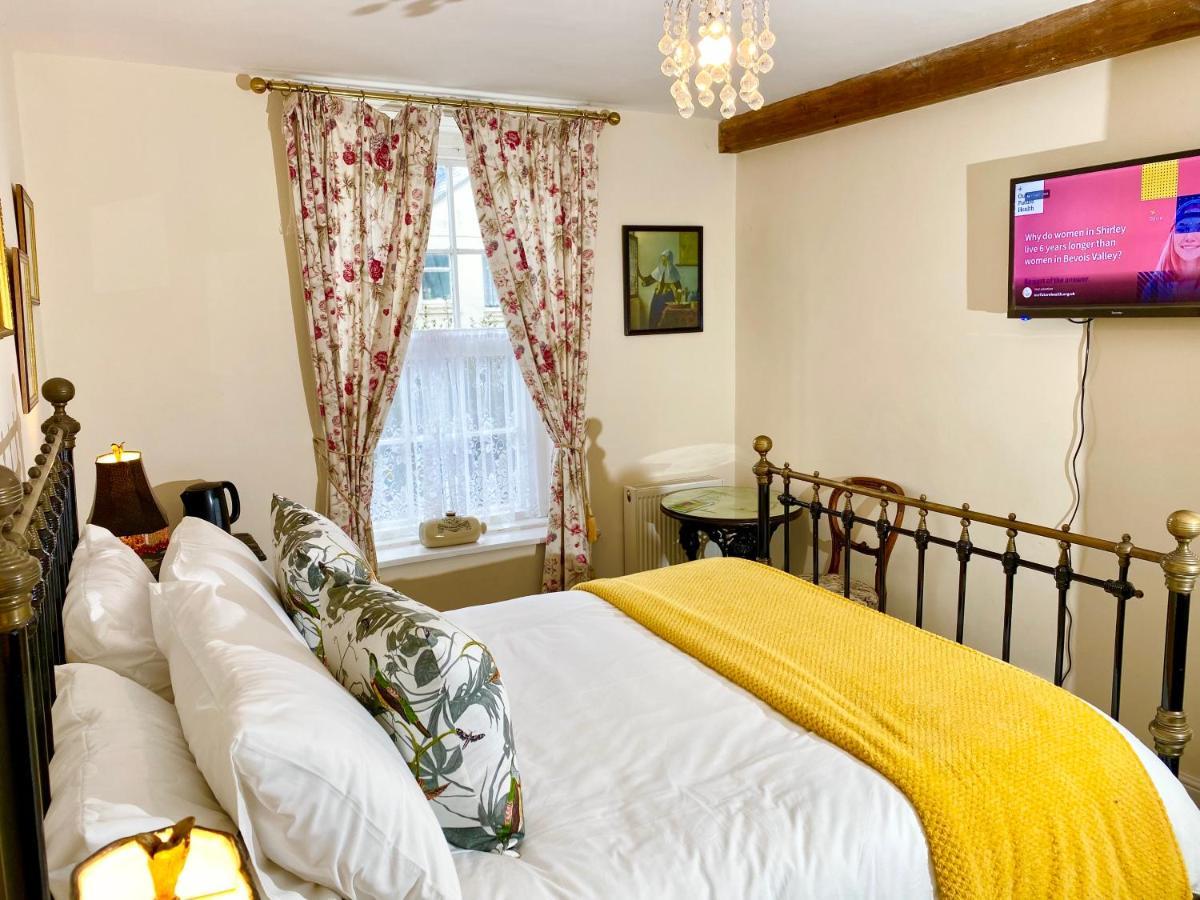 Lala Mundi Bed & Breakfast Brading ภายนอก รูปภาพ