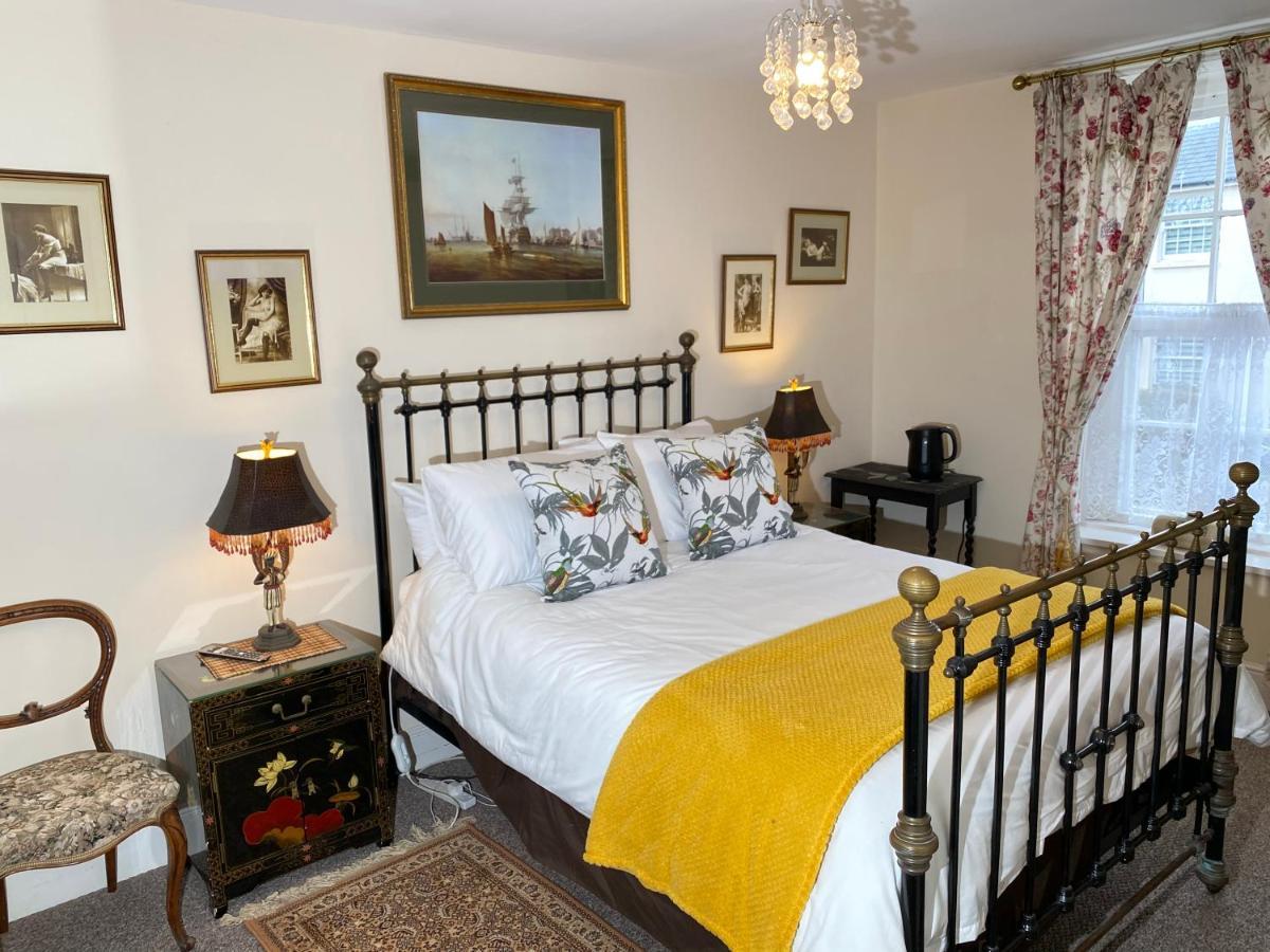 Lala Mundi Bed & Breakfast Brading ภายนอก รูปภาพ